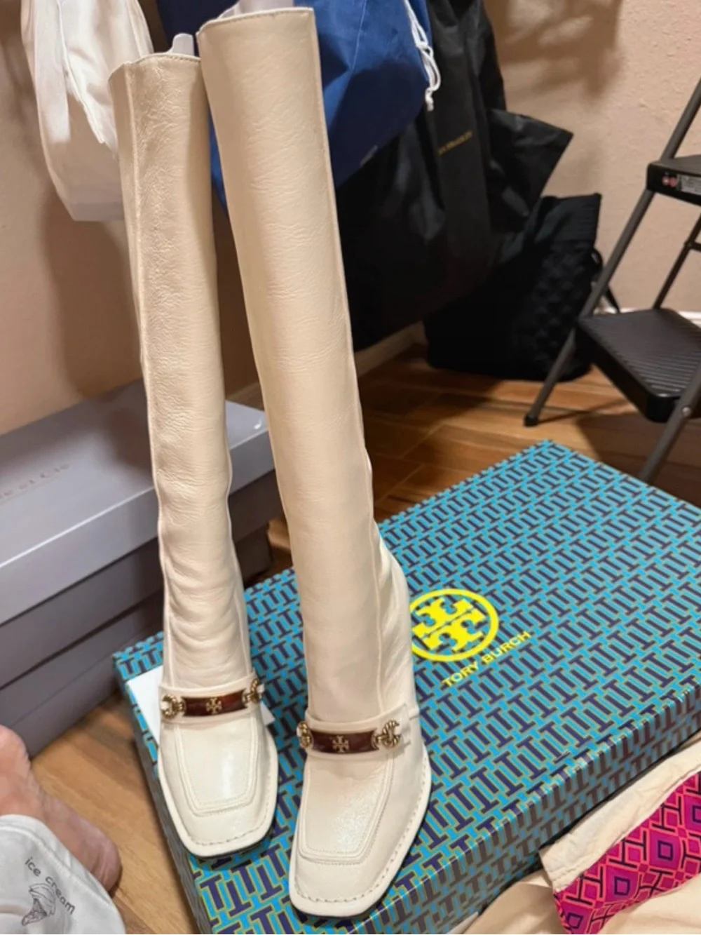 Tory Burch chic cream